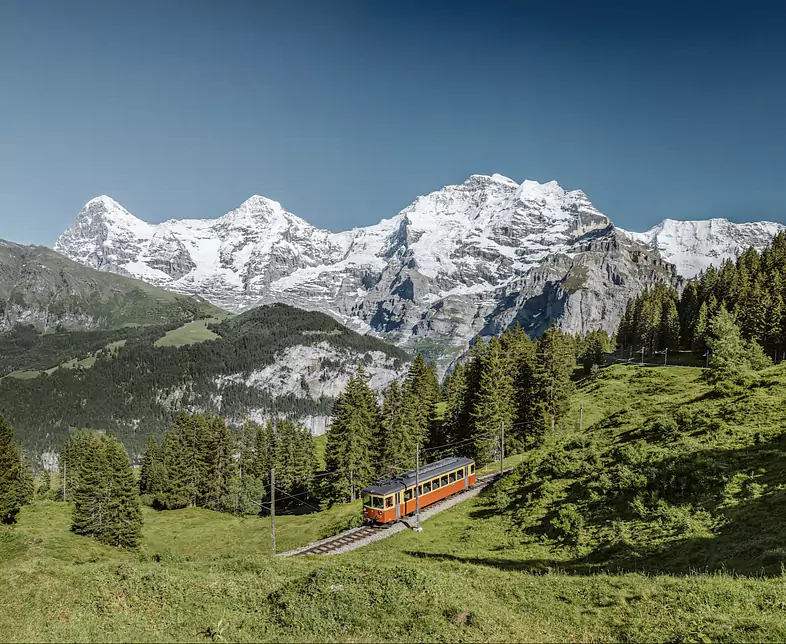 Bergbahn-Winteregg-Zug.jpg