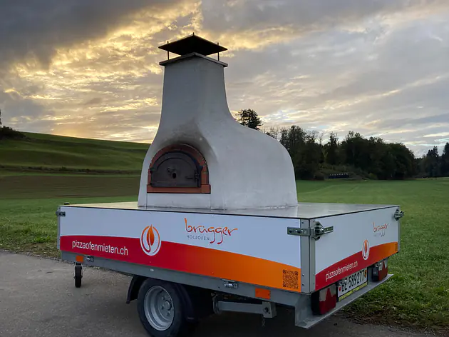 Mobiler Holzbackofen
