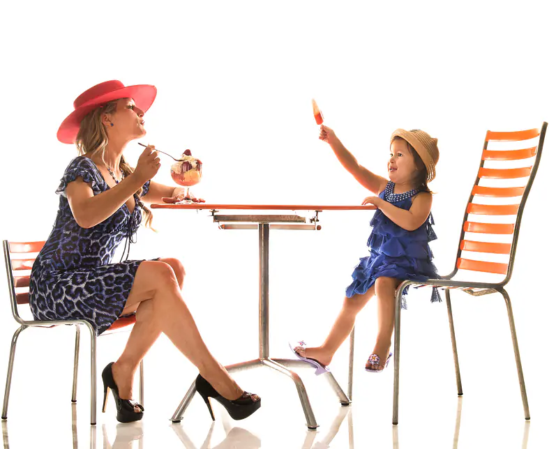 Bättig Mod.7 Kinderstuhl und Hochlehner Mod.14.jpg