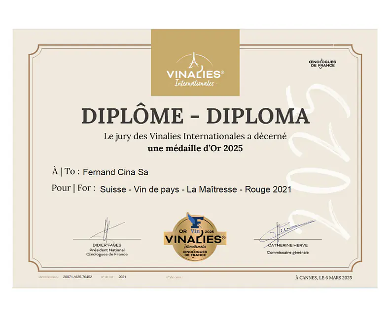 La Maîtress  dimplim1.png