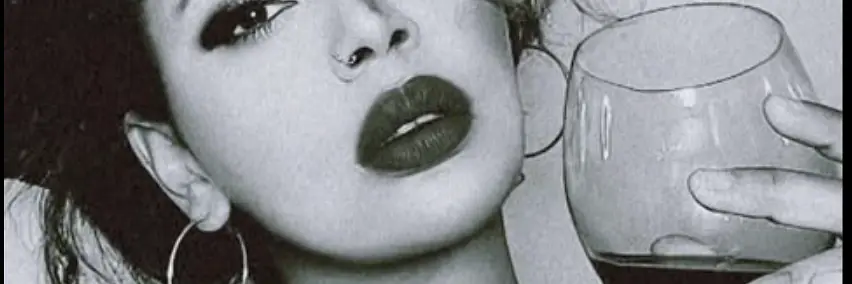 Wein und Pinsel im Einklang  