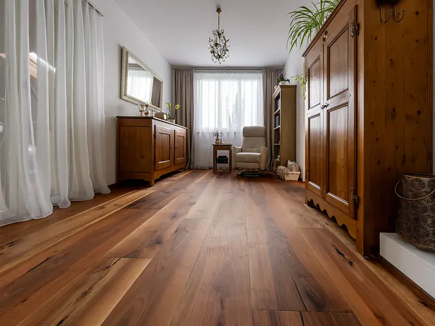 Parkett Landhausdiele    Nussbaum