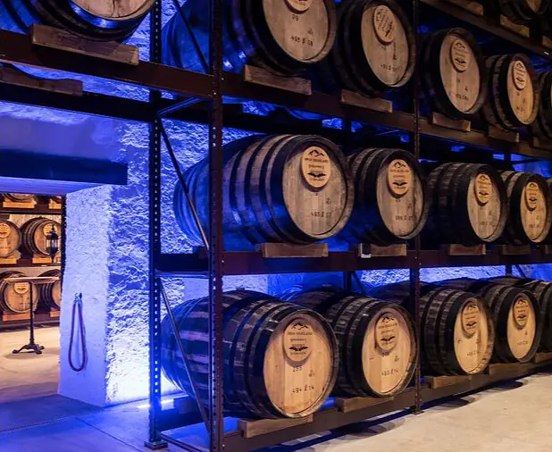 Felsenkeller (2).png