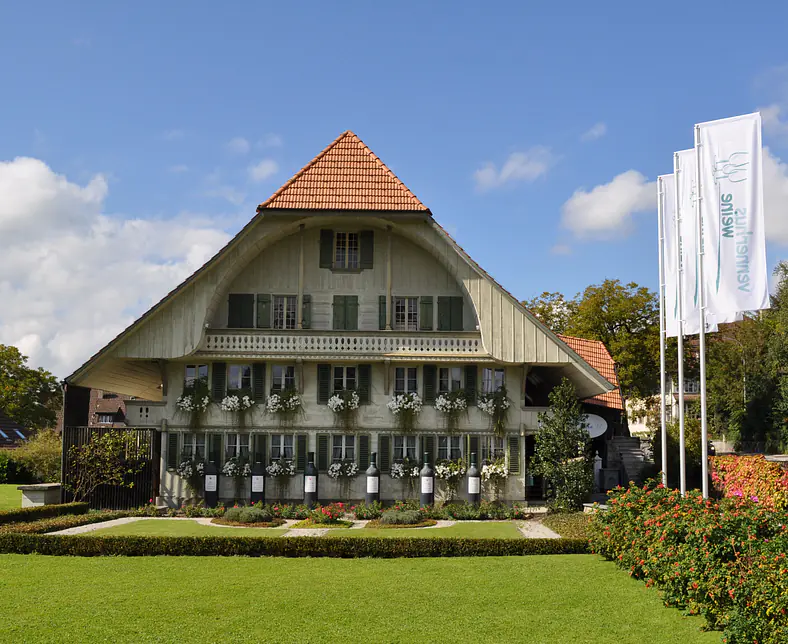 Vennerhus Front 5.jpg