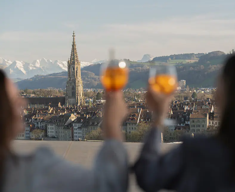 Kursaal-Bern_Rooftop-Grill_Aperol.jpg