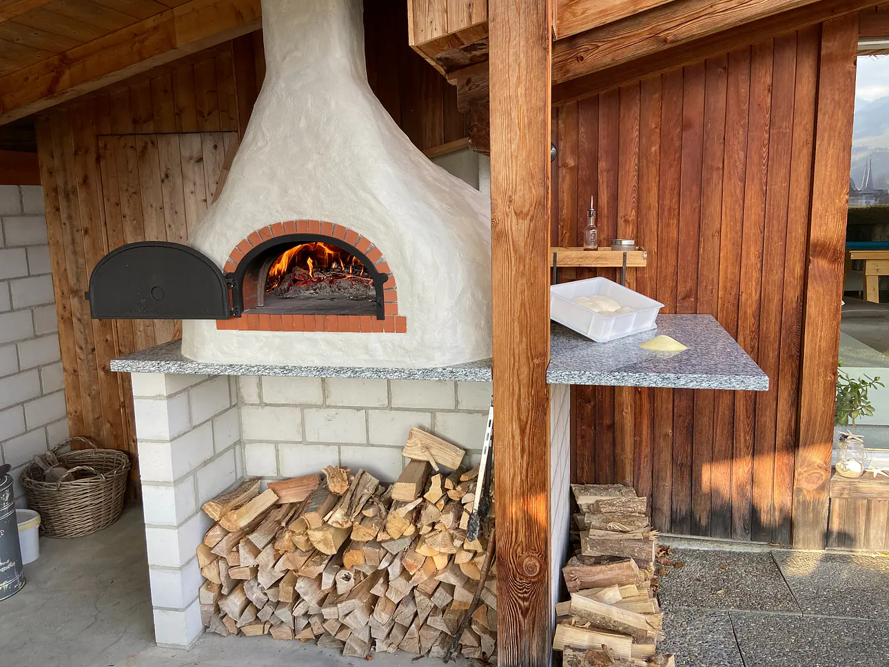 Planung und Bau von Pizzaöfen, Holzbacköfen nach Kundenwunsch