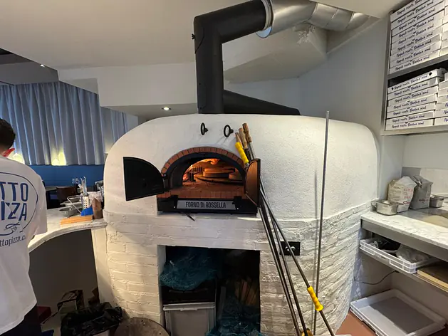 Holzbackofen, Pizzaofen Pizzerias