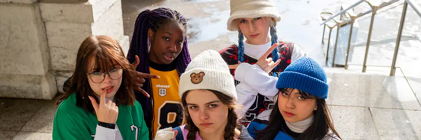 K-POP Dance Performance von Over The Moon